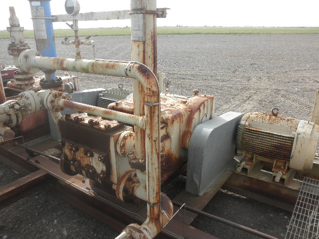 SOLD: Used Union TX-125 Triplex Pump