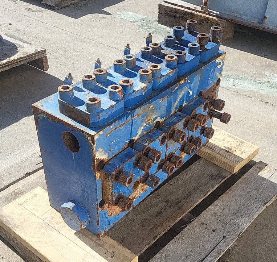 Used Wheatley HP 125M Quintuplex Pump Fluid End Only